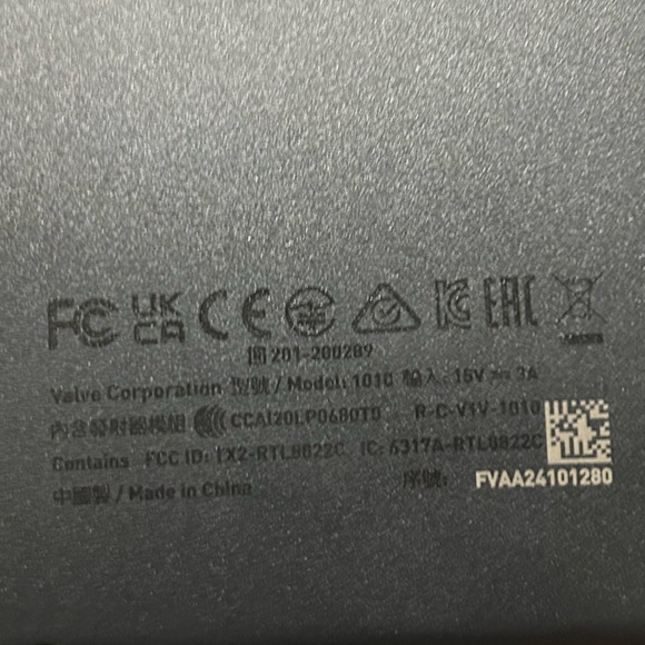 Black Steamdeck Handheld Gaming Console - Picture 6 of 10